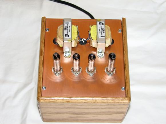 iPod Vacuum Tube Amplifier